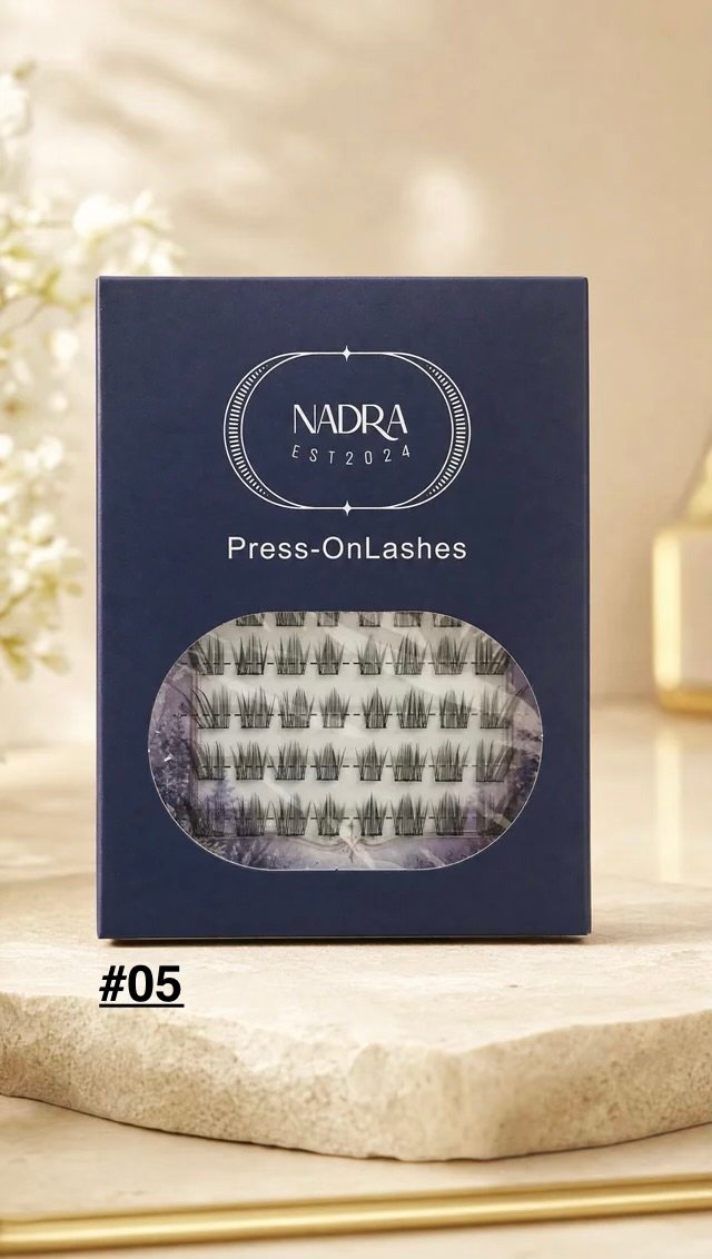 Press-on lashes