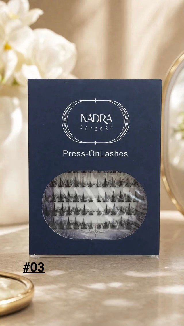 Press-on lashes